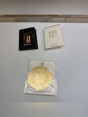NEW CHANEL Beauty VIP Gift Bundle